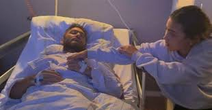 أحمد سعد يكشف تامر حسني في سريره لا يتحرك